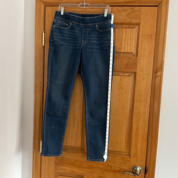 Women’s Stretch Waist Levi’s Jeans, SZ 8 - Picture 2 of 8